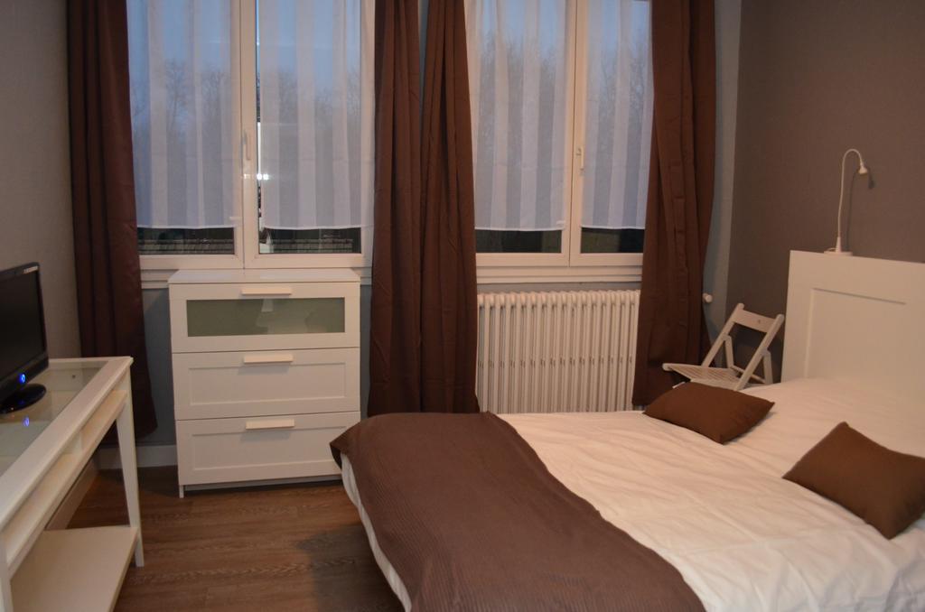 Auberge Du Lac Hotel Marcilly-sur-Tille Room photo
