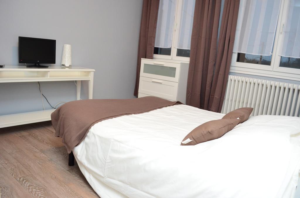 Auberge Du Lac Hotel Marcilly-sur-Tille Room photo